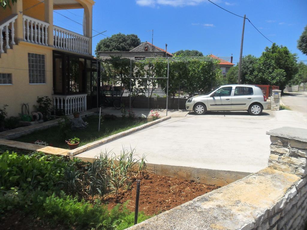 Apartments Stana Сукошан Экстерьер фото